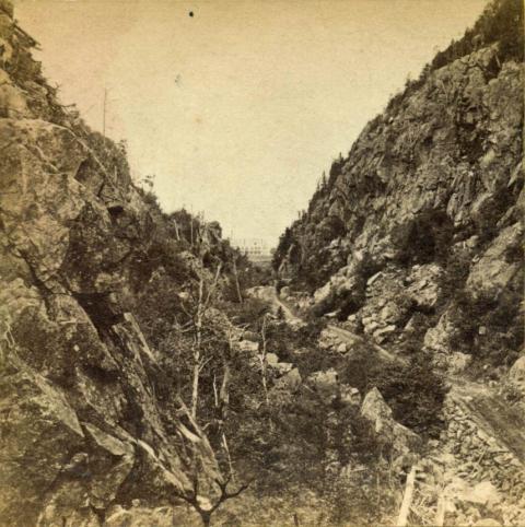 Crawford Notch Kilburn Brothers Stereoview card