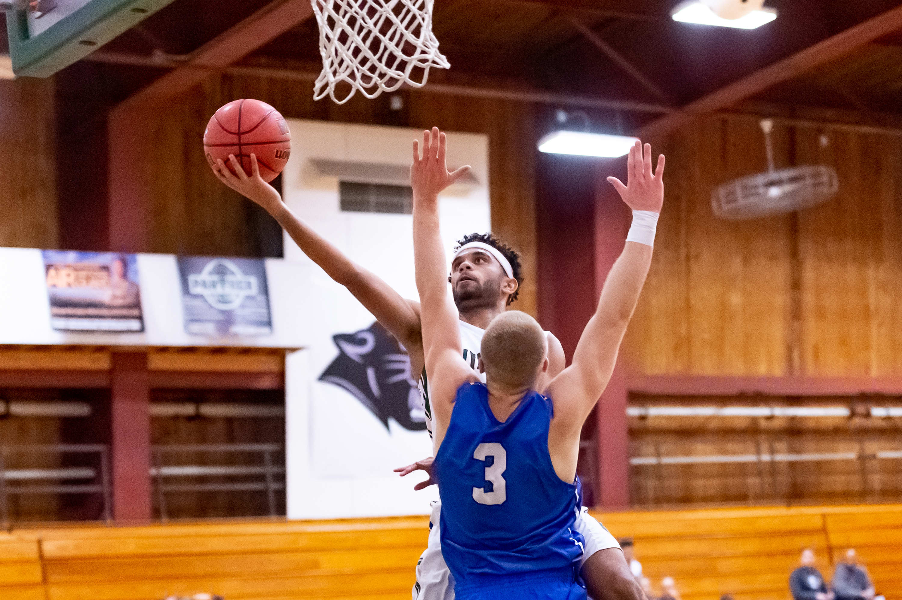 Men’s basketball standout Jaylen LeRoy surpassed the 1,000-point career threshold as a junior and was named to the All-LEC Second Team.