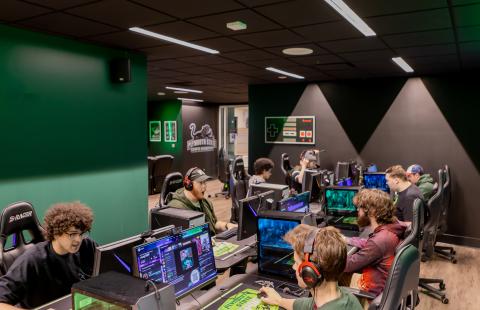 eSports Program | Student Life