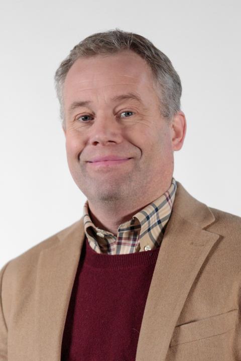 Brian Walker Headshot